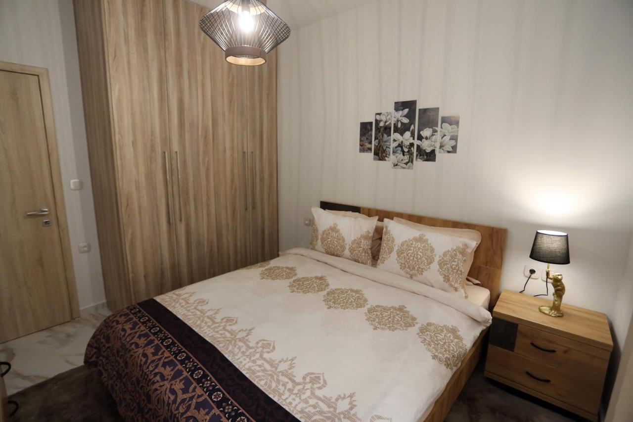 La Larissa Luxury Apartments Trekke Εξωτερικό φωτογραφία
